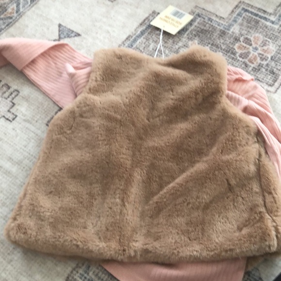 Top Set - Picture 3 of 3